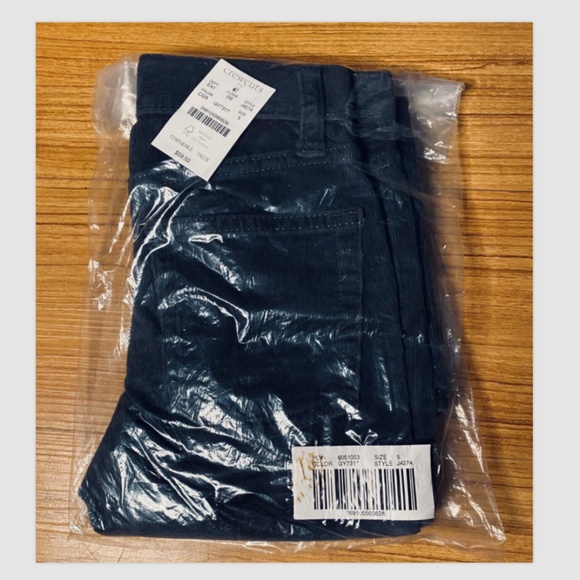 Crewcuts Boys' Stretch Adjustable Waist Corduroy Pants Size 5 Gray NWT - Picture 5 of 6